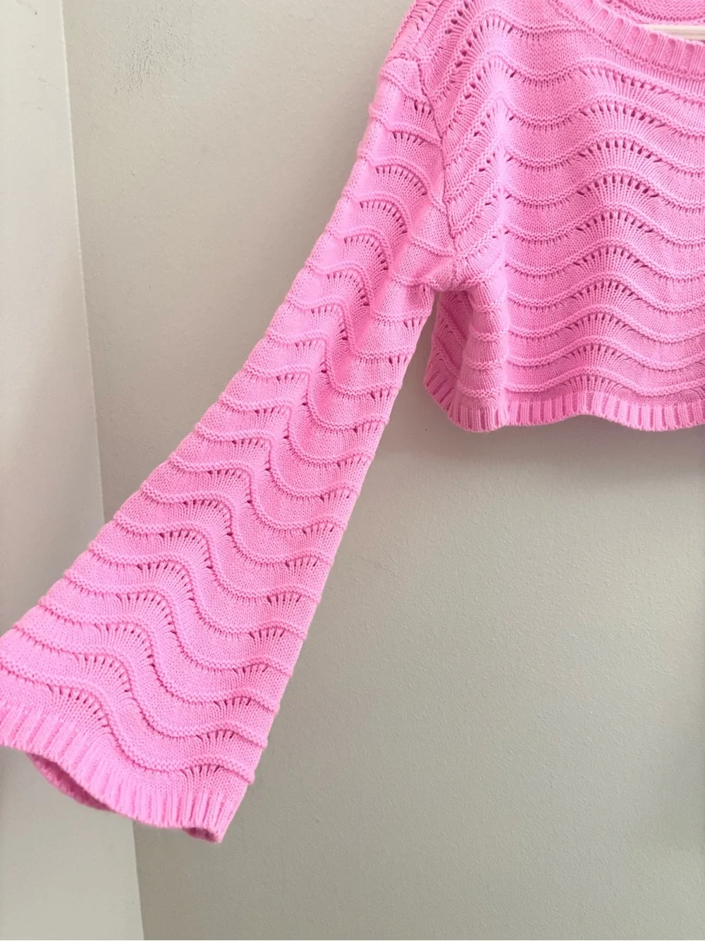 5/$15 🩷 SHEIN Bright Pink Knit Sweater
